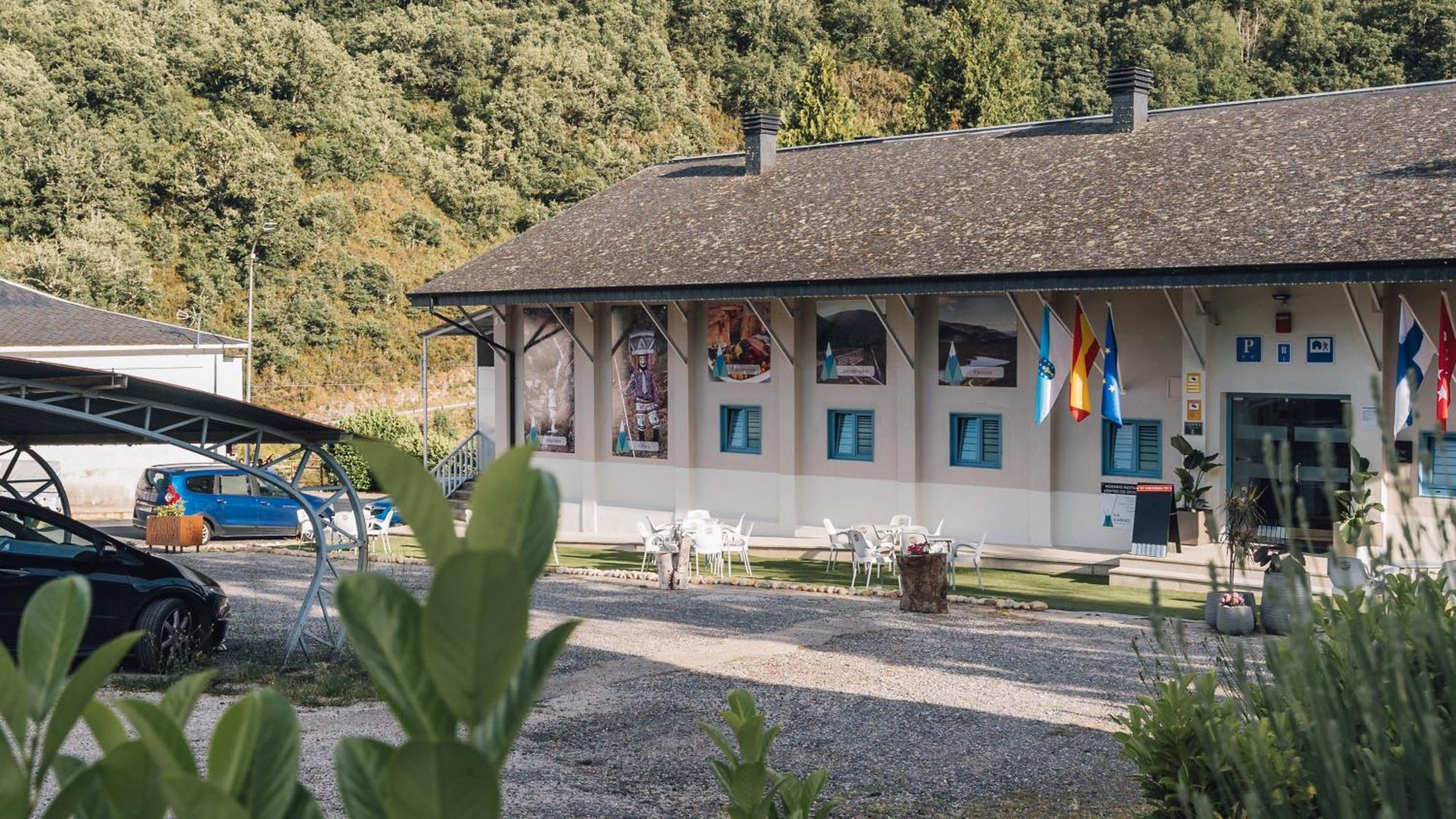 Vila Vilarino Albergue Hotel & Restaurante 奥伦塞 外观 照片